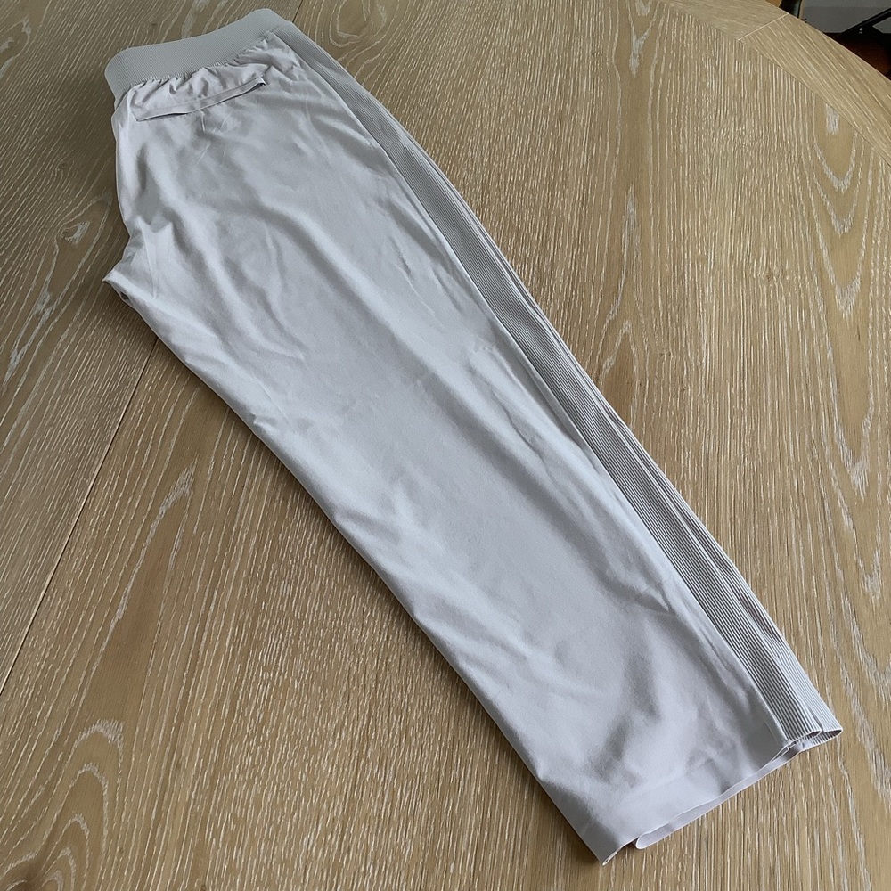 Athleta Brooklyn Mid Rise Ankle Pant Abalone Tan Size 12 - Picture 5 of 13